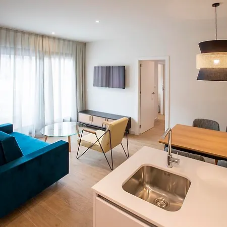 Portal De Elche * لقنت