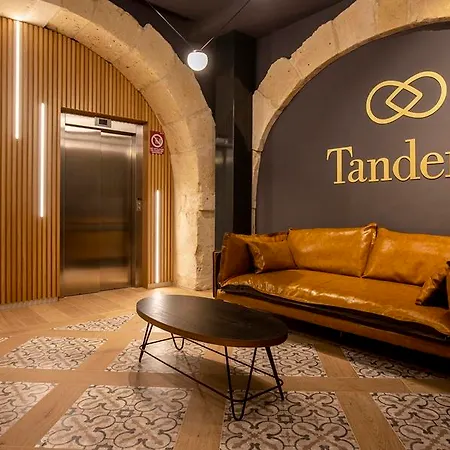 Portal De Elche * لقنت