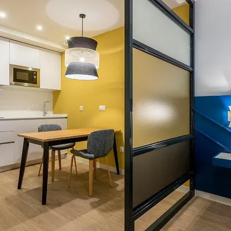 Portal De Elche * لقنت